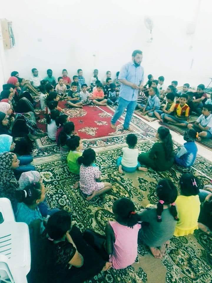 Session d'apprentissage du Coran organisée par l'Association Ahmed Hachem